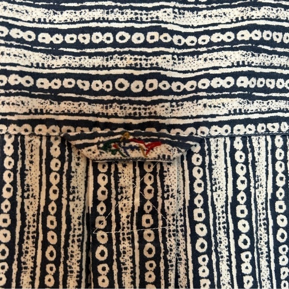 Greg Norman Collection Full Button Down Short Sleeve Shirt Sz. M - Picture 11 of 13